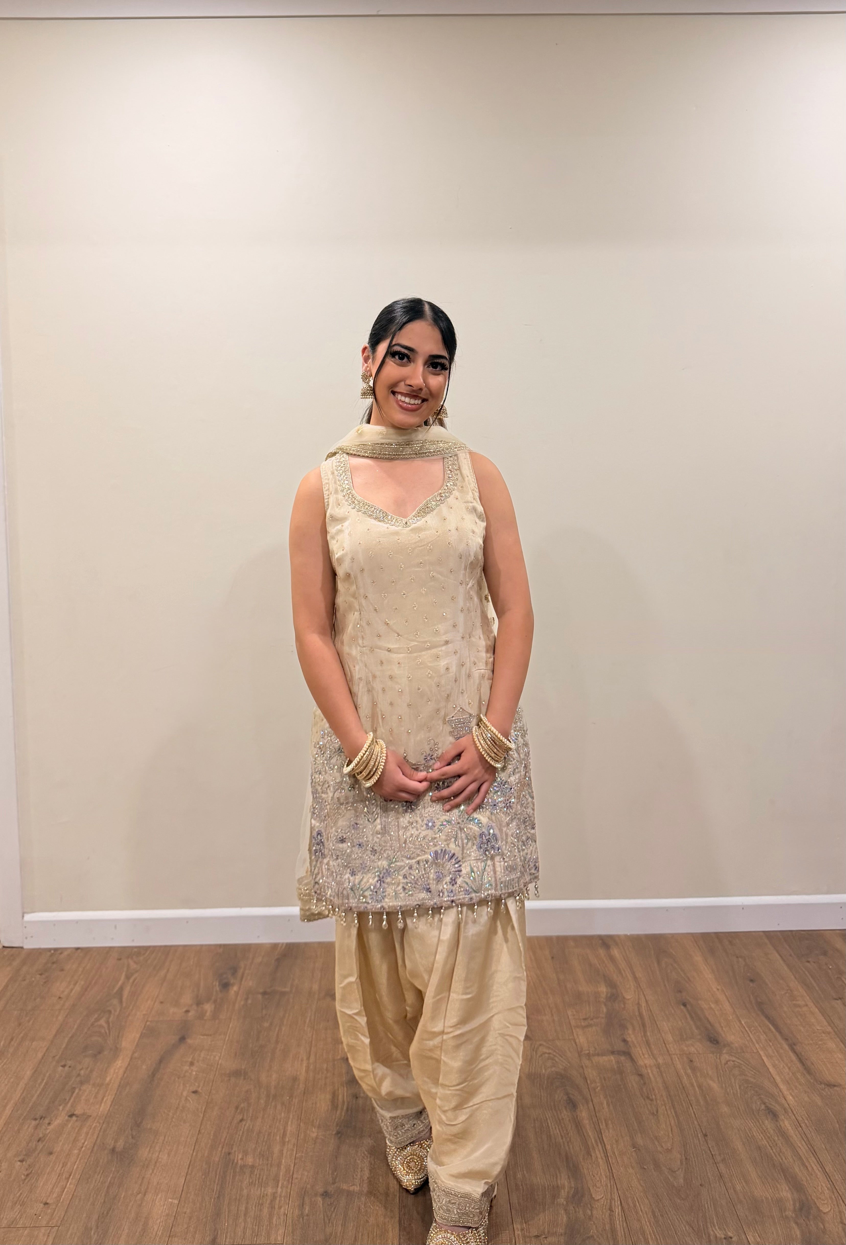 Aneesa