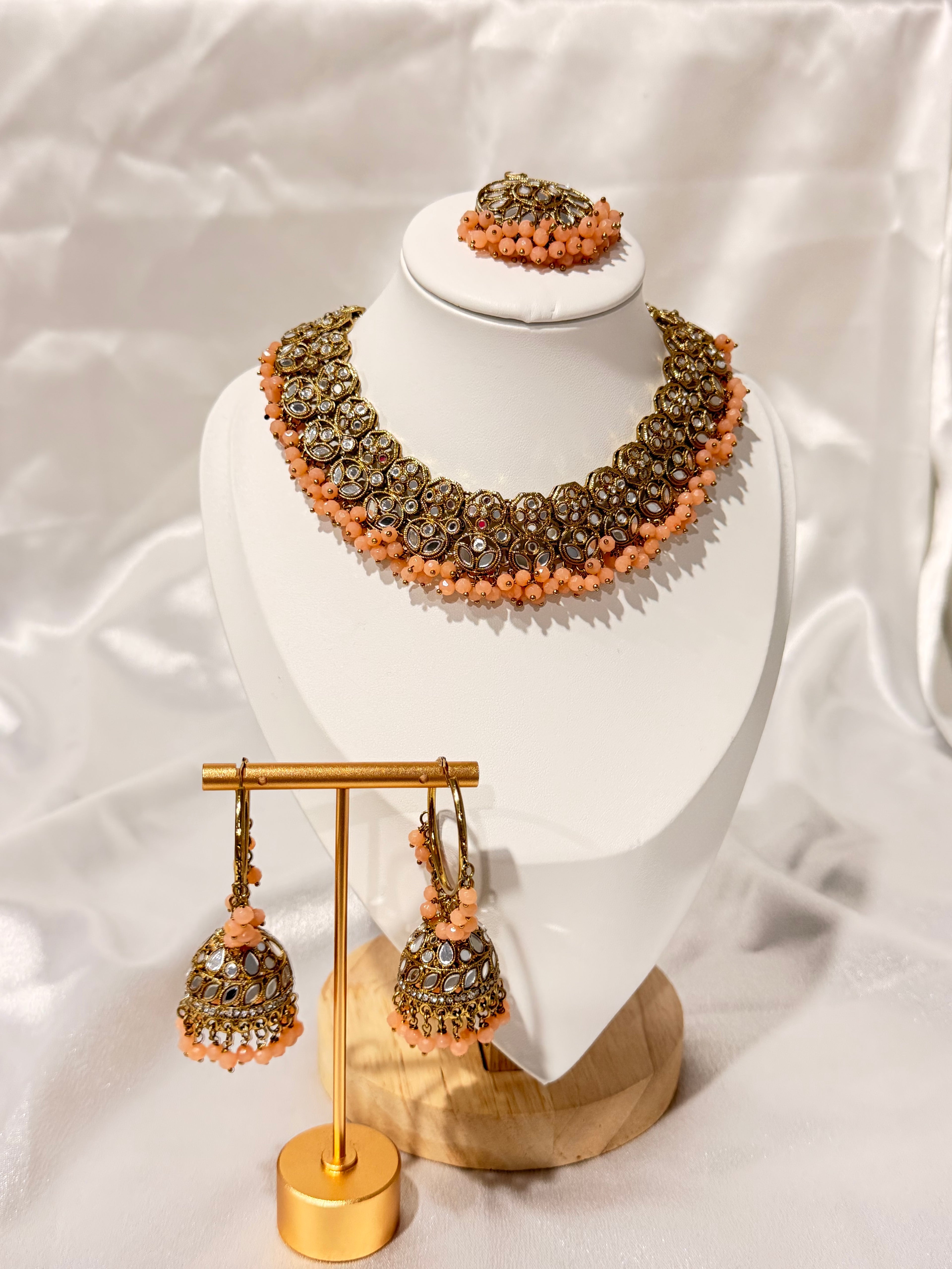 Nishtha Necklace Set
