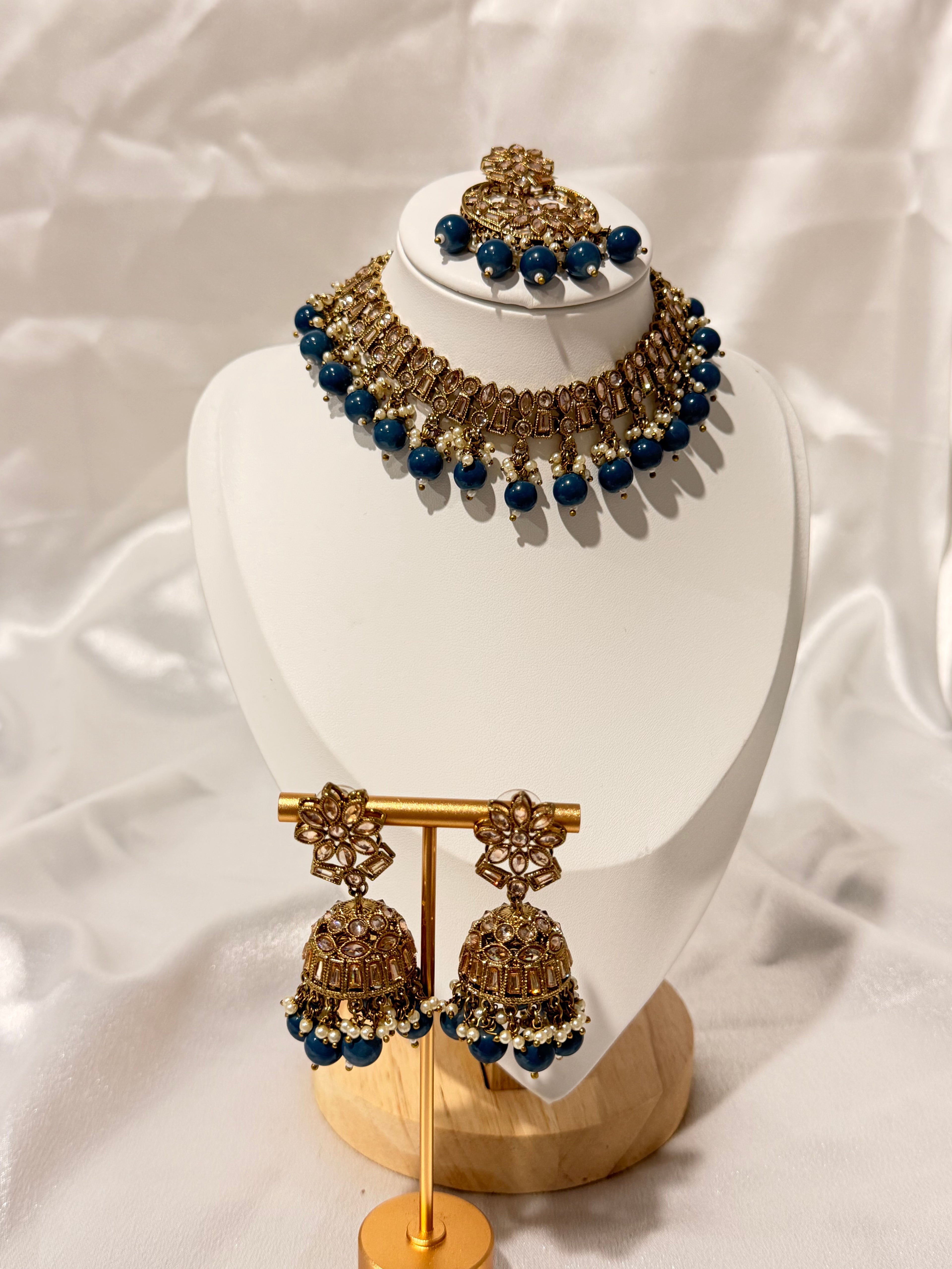 Chandni Necklace Set