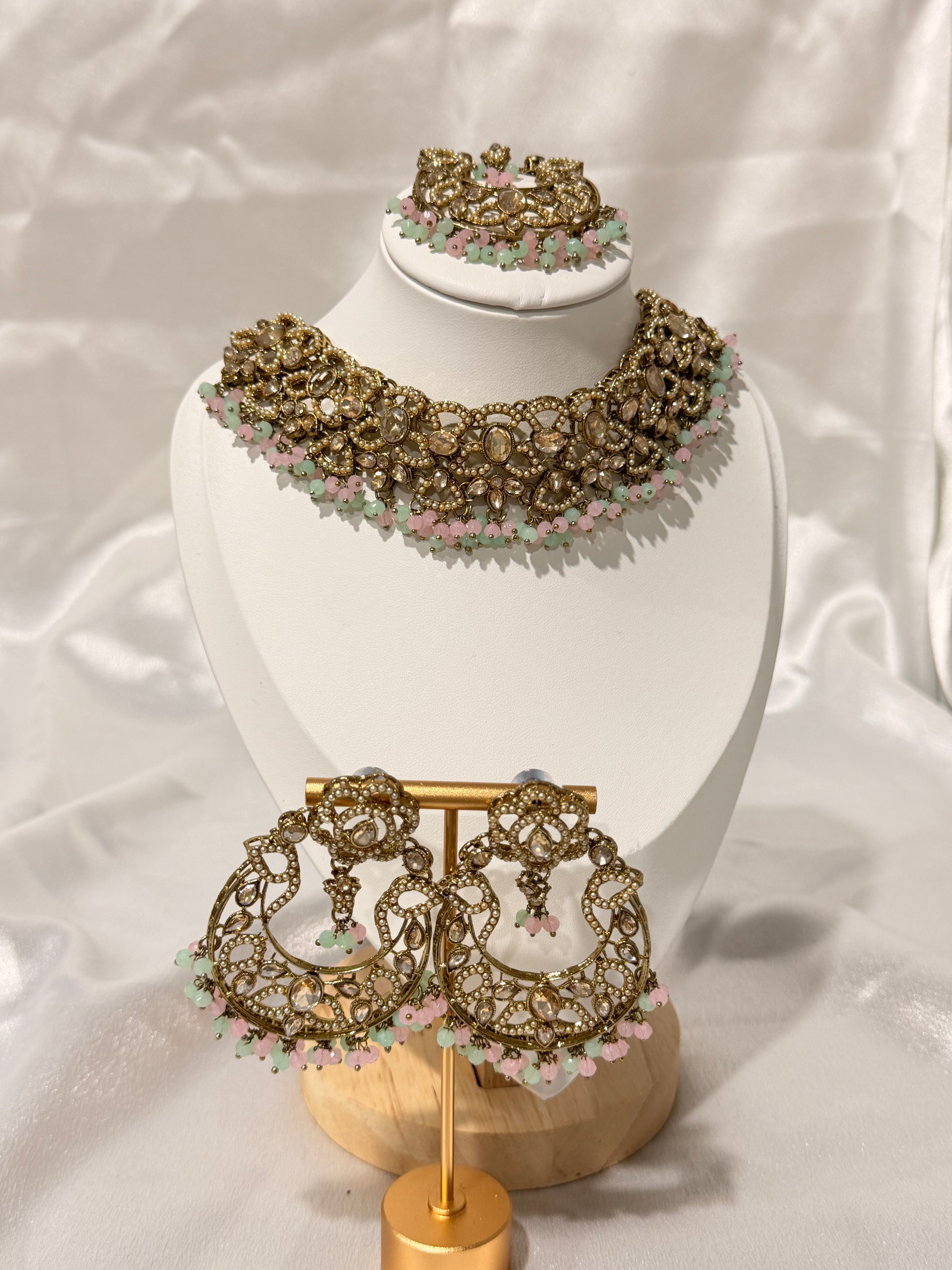 Zahra Necklace Set