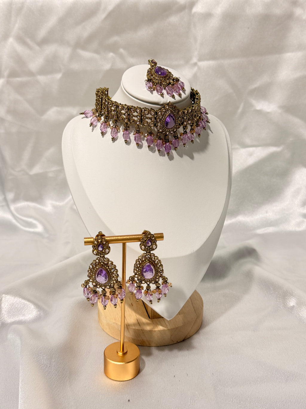 Karan Necklace Set