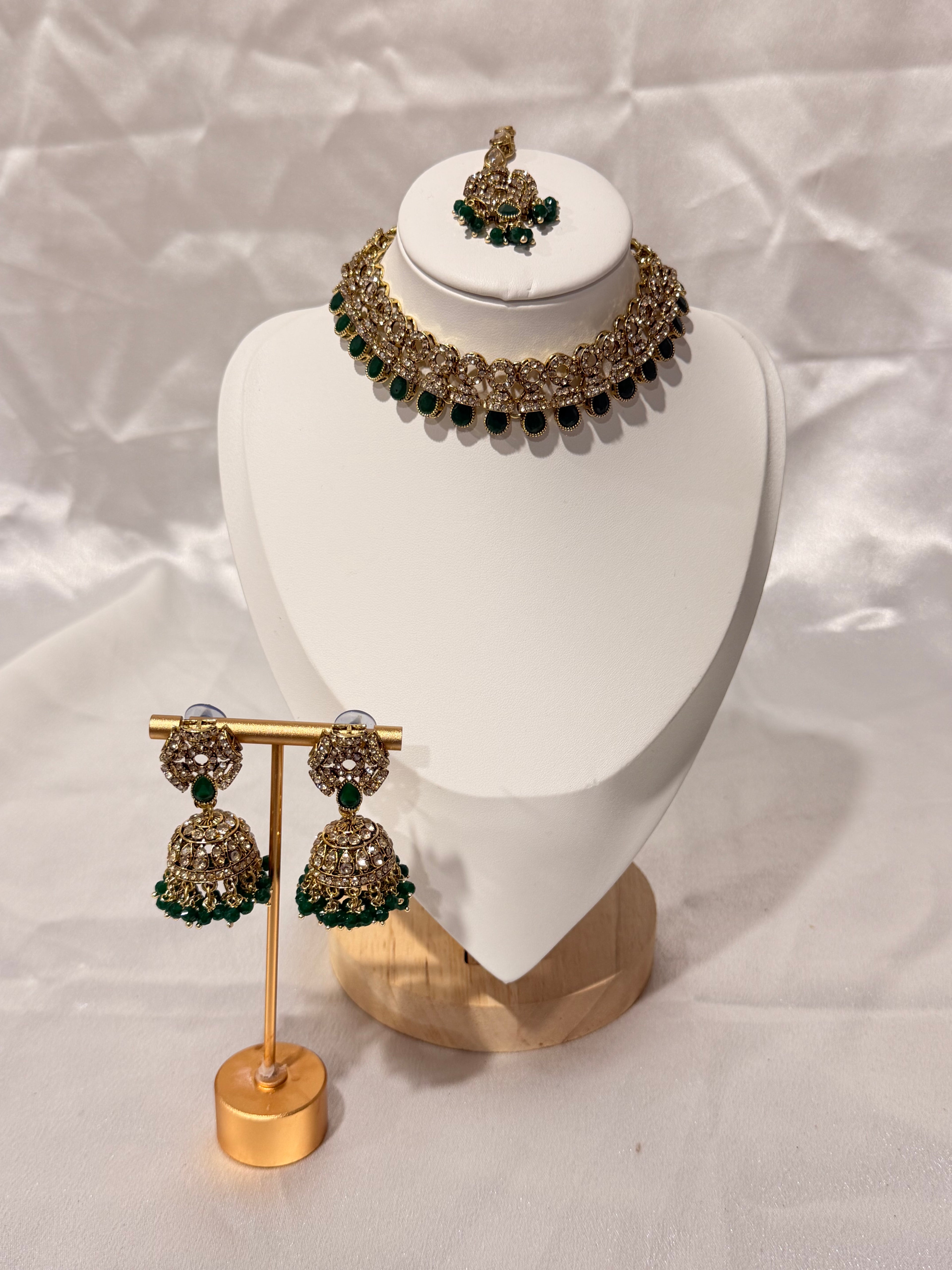 Kiara Necklace Set