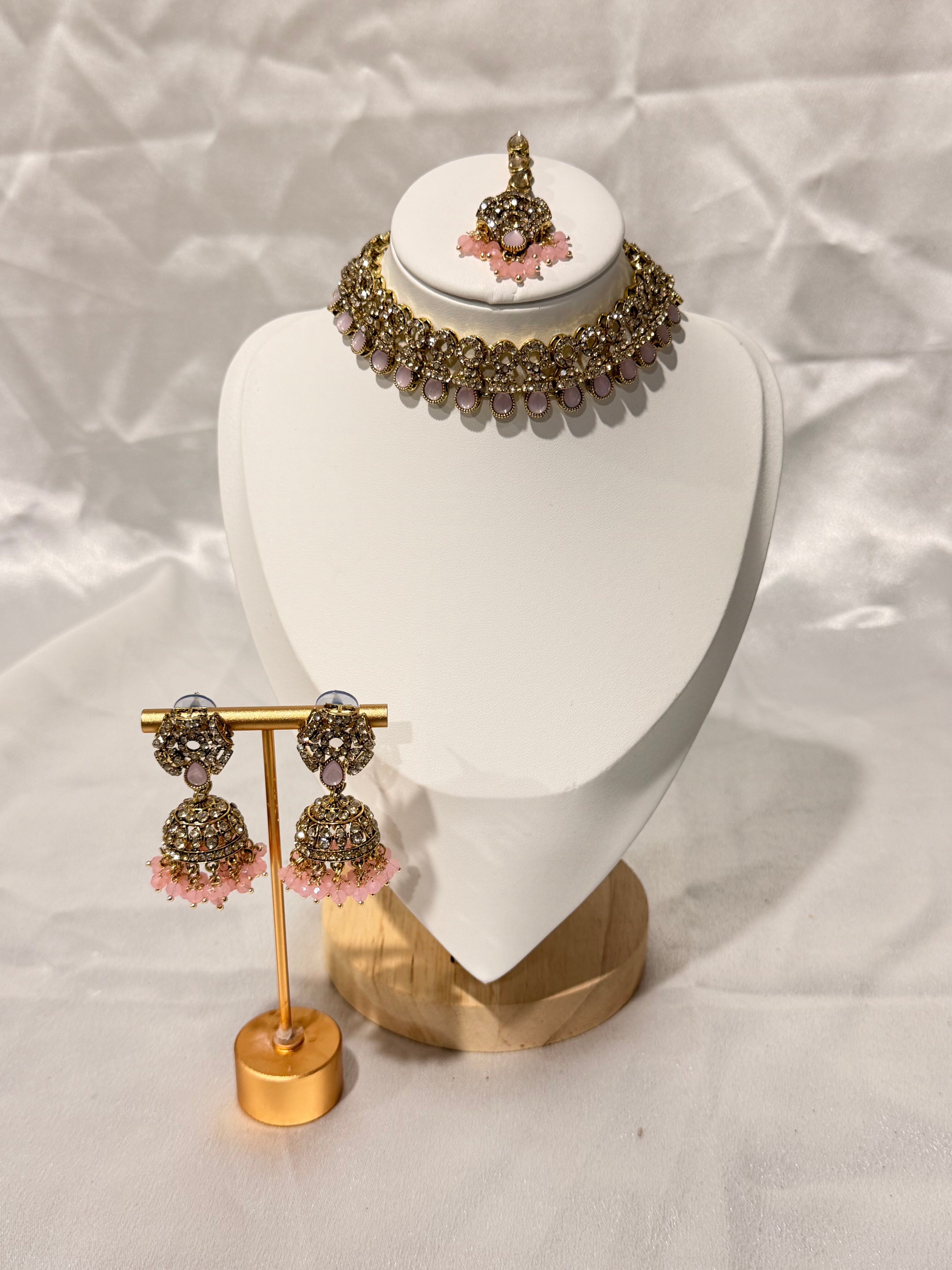 Kiara Necklace Set