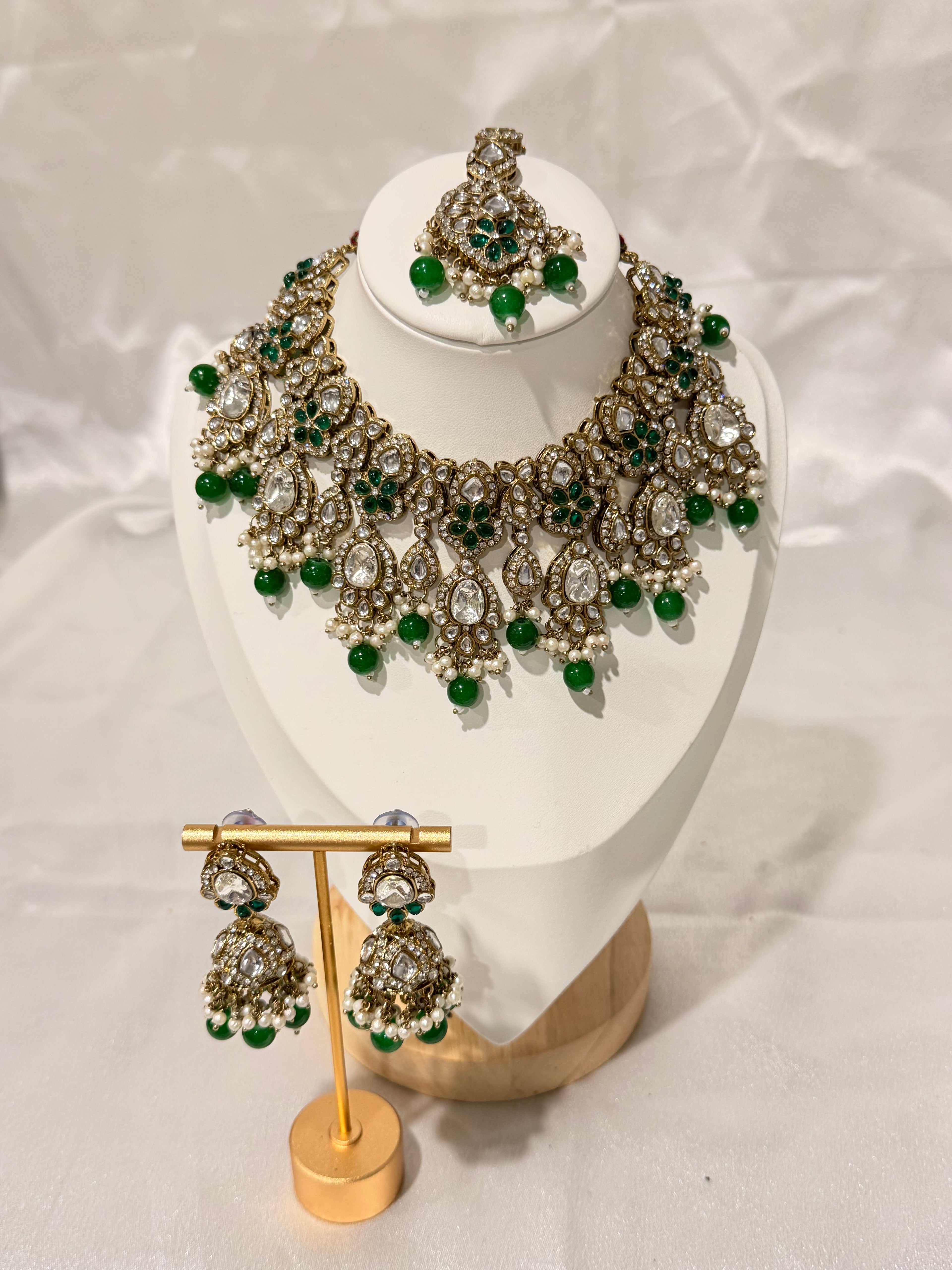 Yasmin Necklace Set